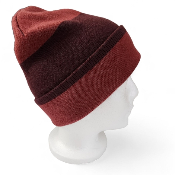 LULULEMON Burgundy Maroon Merino blend Logo Beanie Reversible Knit Hat one size - Picture 3 of 11